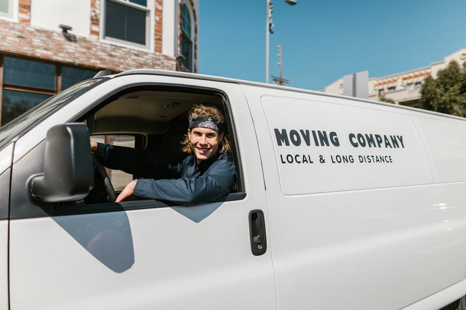 Advantages of Hiring Professional Movers